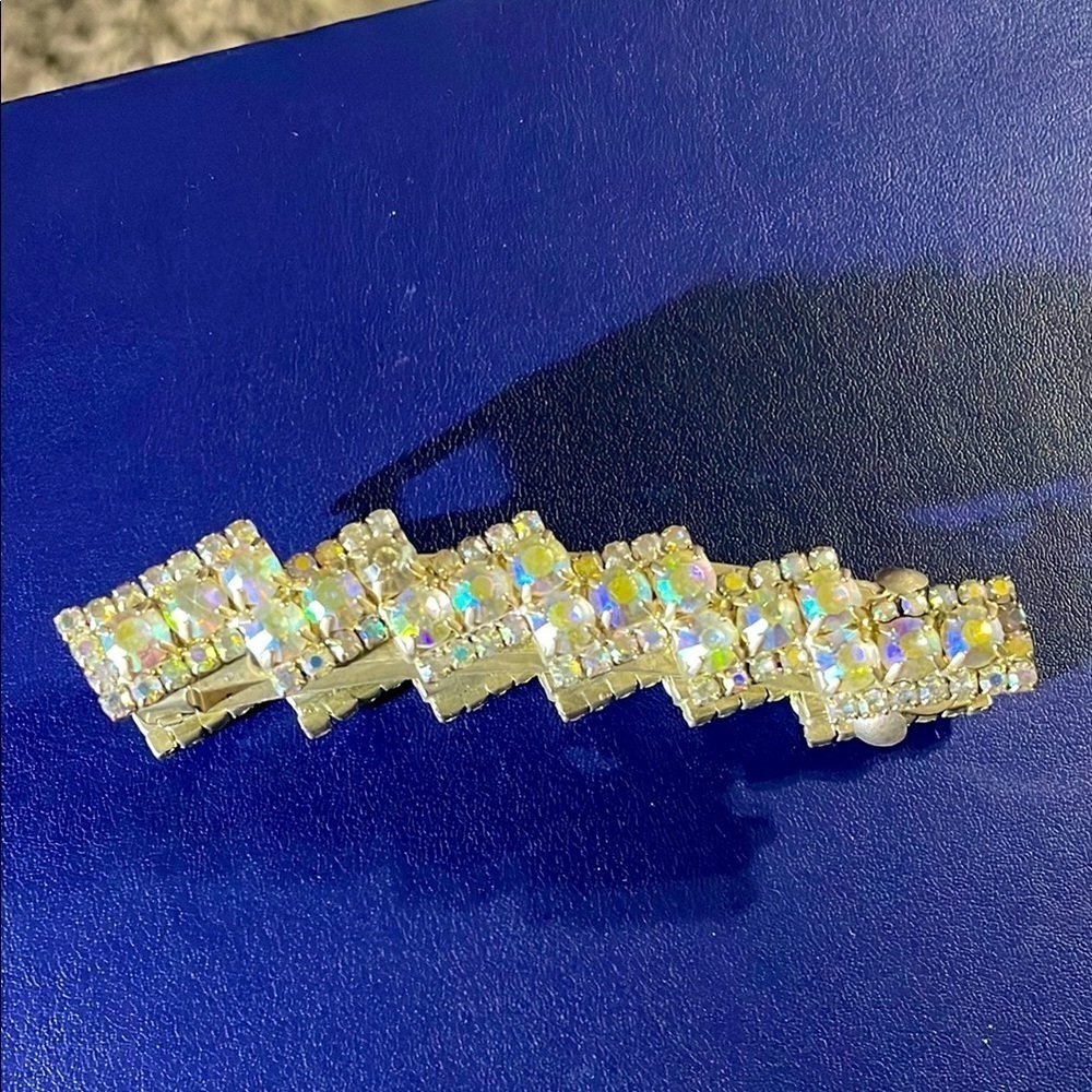 Vintage AB crystals hair clips